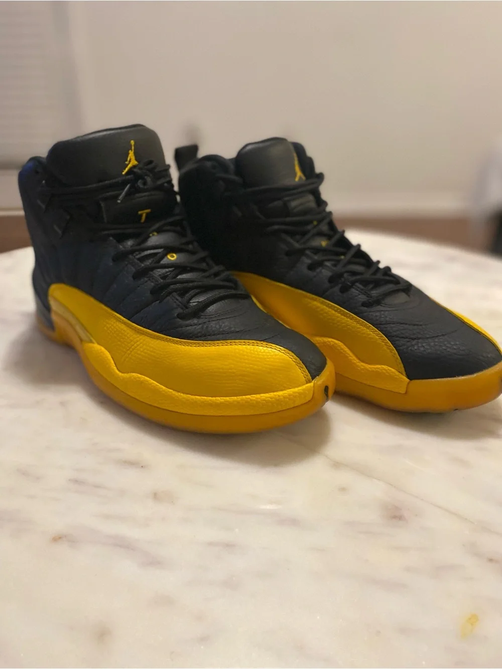 Jordan bold black